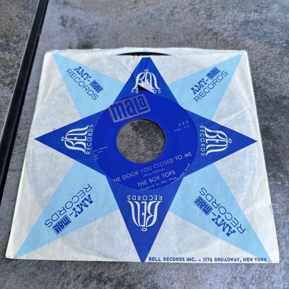 The Box Tops 45 “The Door You Closed To Me” “Cry Like A Baby” - Picture 3 of 3